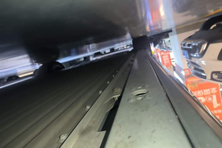 Used XPeng P7+ 2024 Ultra-Long Range Max Right Side Sill