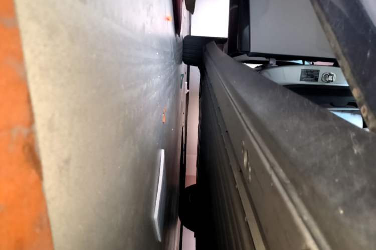 Used XPeng P7+ 2024 Long-Range Max Right Side Sill