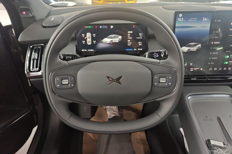 Used XPeng P7+ 2024 Ultra-Long Range Max Steering Wheel