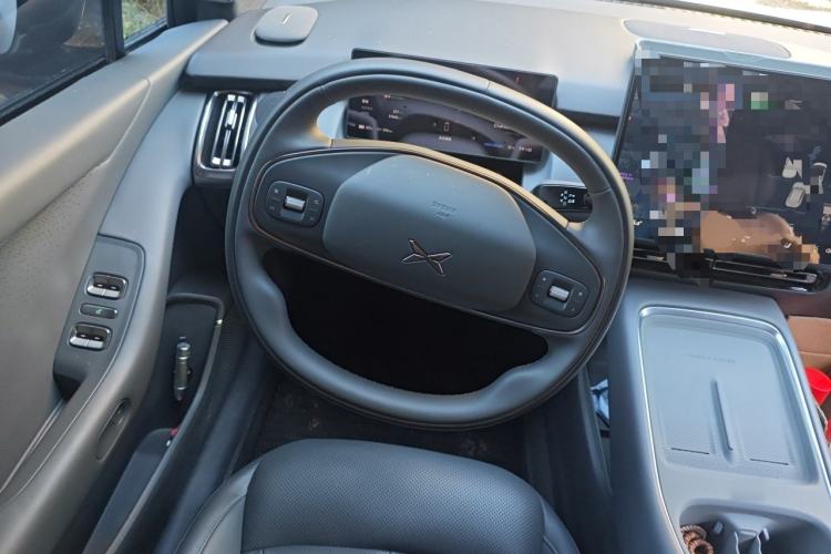 Used XPeng P7+ 2024 Long-Range Max Steering Wheel