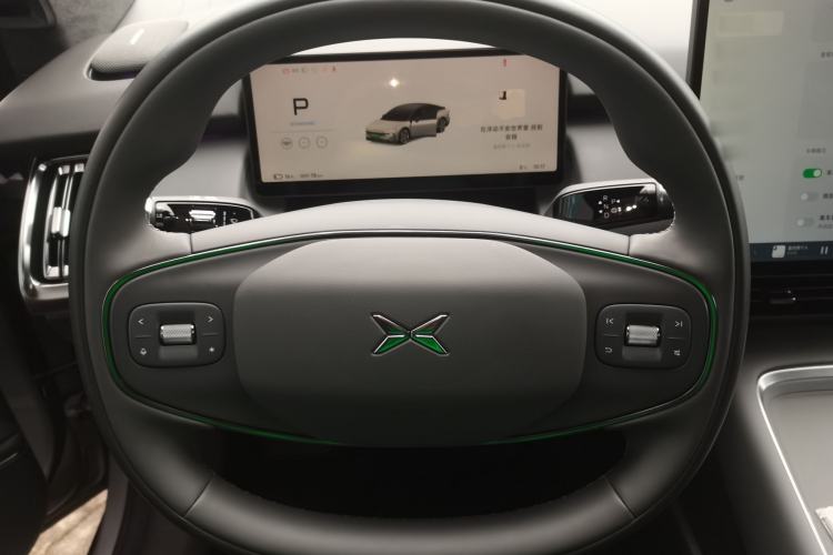 Used XPeng P7+ 2024 Long-Range Max Steering Wheel