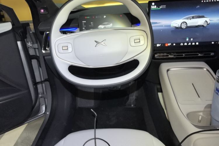 Used XPeng P7+ 2024 Long-Range Max Steering Wheel