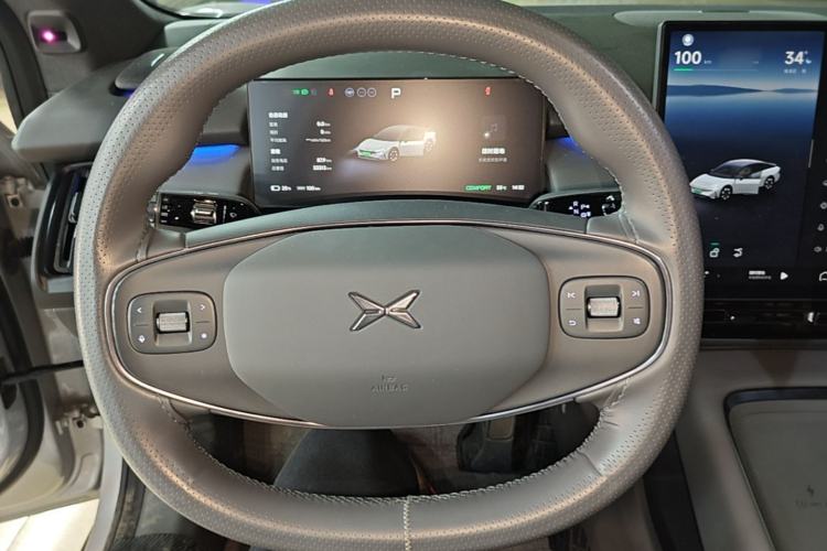 Used XPeng P7+ 2024 Long-Range Max Steering Wheel