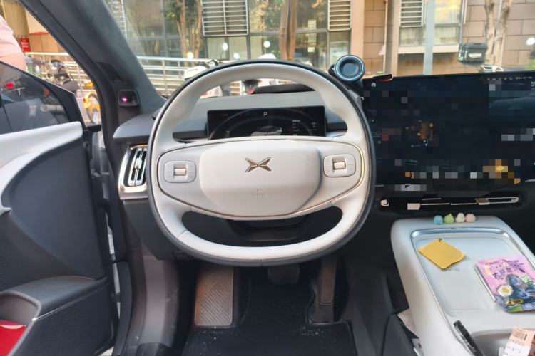 Used XPeng P7+ 2024 Ultra-Long Range Max Steering Wheel