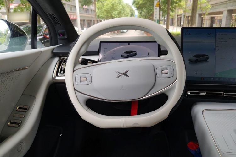 Used XPeng P7+ 2024 Long-Range Max Steering Wheel