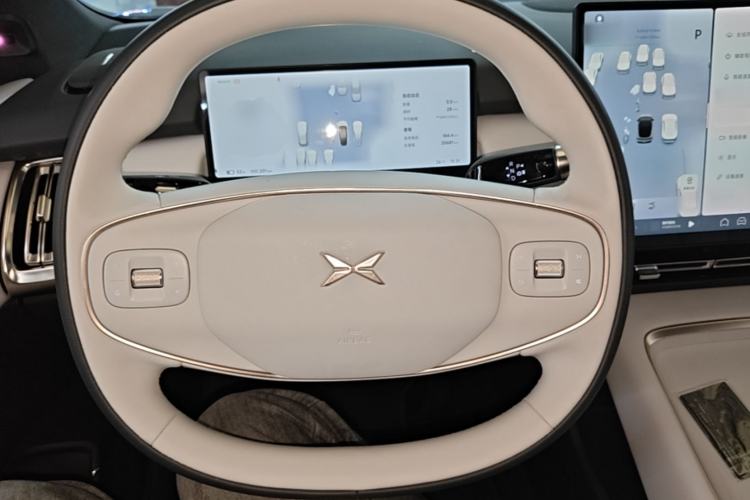 Used XPeng P7+ 2024 Long-Range Max Steering Wheel
