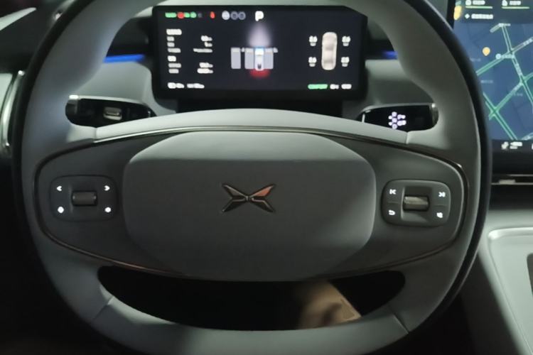 Used XPeng P7+ 2024 Long-Range Max Steering Wheel