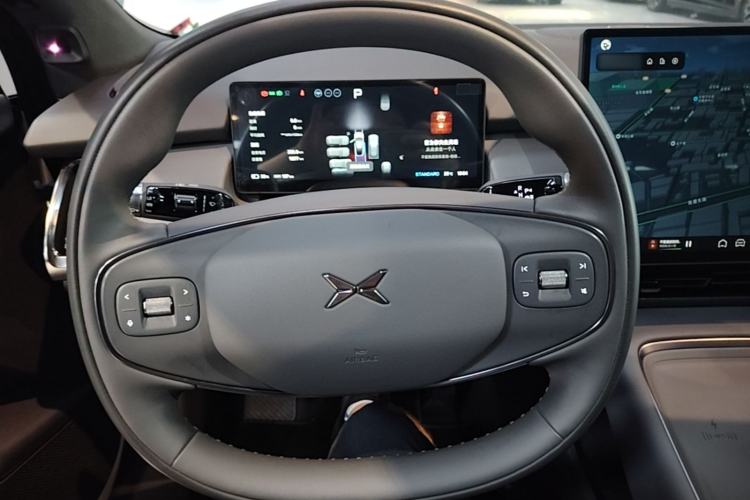 Used XPeng P7+ 2024 Long-Range Max Steering Wheel