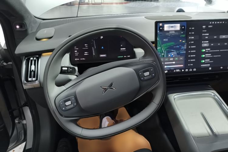 Used XPeng P7+ 2024 Long-Range Max Steering Wheel