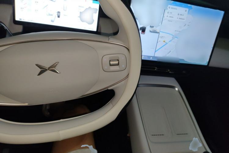 Used XPeng P7+ 2024 Long-Range Max Steering Wheel