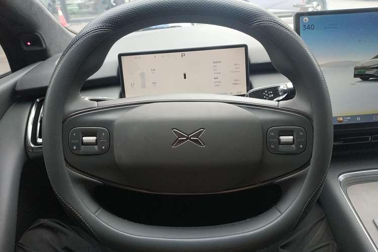Used XPeng P7+ 2024 Long-Range Max Steering Wheel