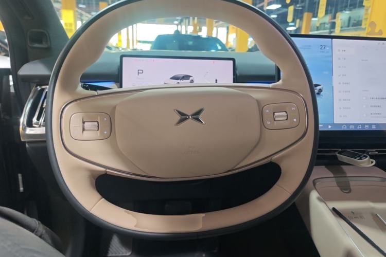 Used XPeng P7+ 2024 Long-Range Max Steering Wheel