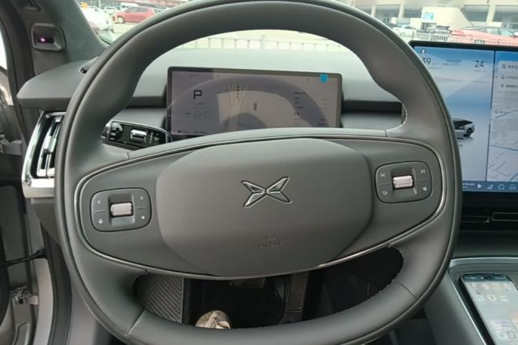 Used XPeng P7+ 2024 Long-Range Max Steering Wheel