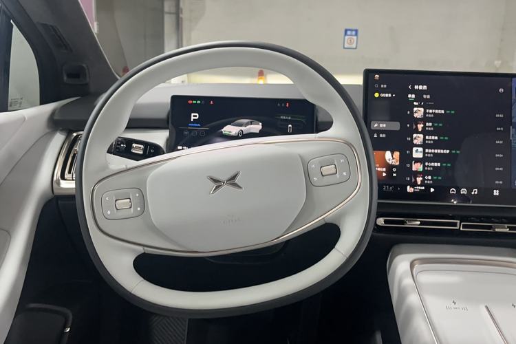 Used XPeng P7+ 2024 Long-Range Max Steering Wheel