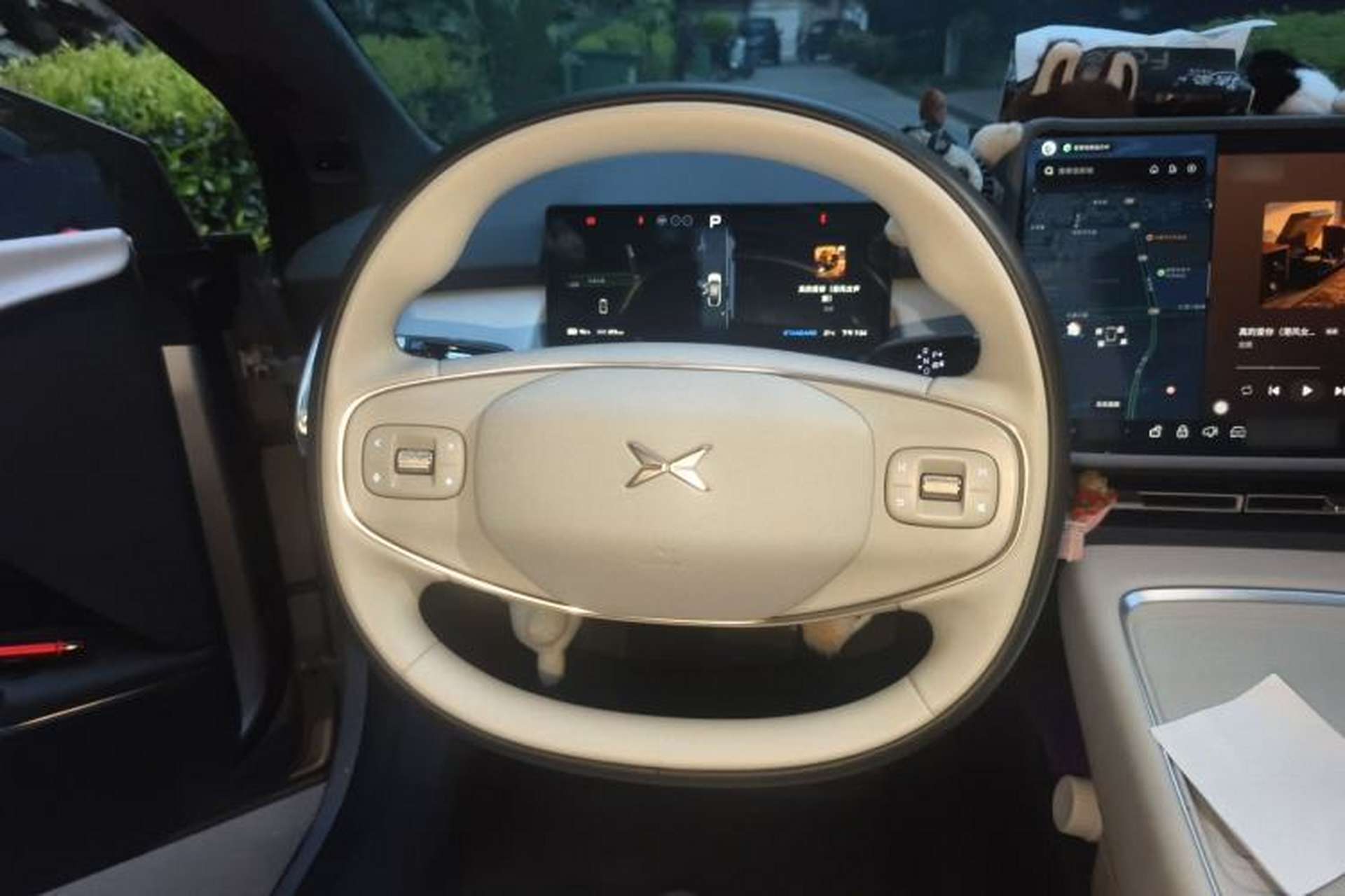 Used XPeng P7+ 2024 Long-Range Max Steering Wheel