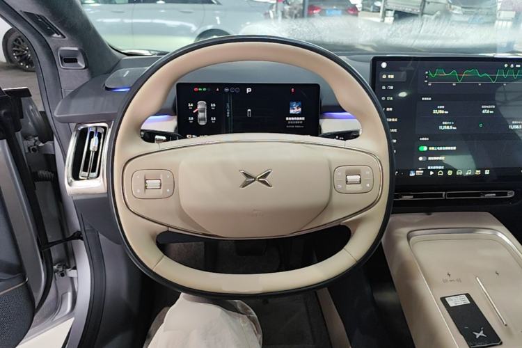 Used XPeng P7+ 2024 Long-Range Max Steering Wheel
