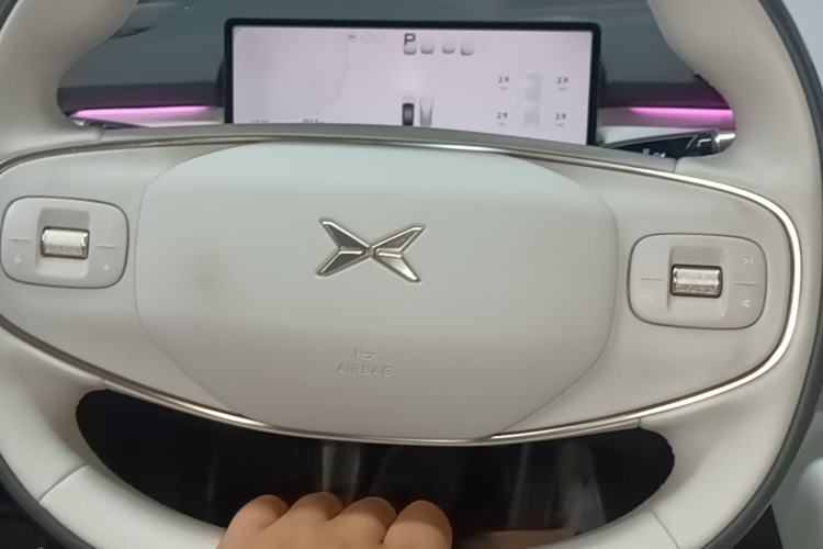 Used XPeng P7+ 2024 Ultra-Long Range Max Steering Wheel
