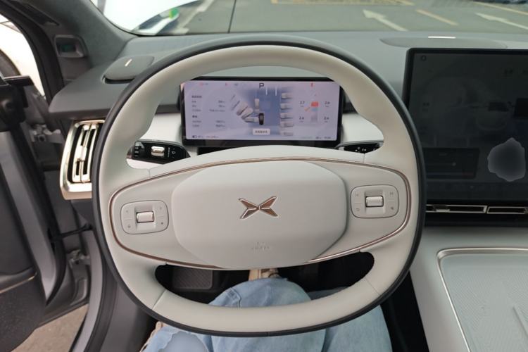 Used XPeng P7+ 2024 Long-Range Max Steering Wheel
