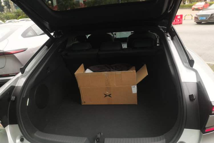 Used XPeng P7+ 2024 Long-Range Max Trunk