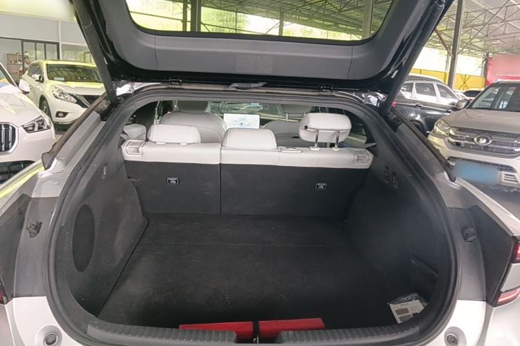 Used XPeng P7+ 2024 Ultra-Long Range Max Trunk