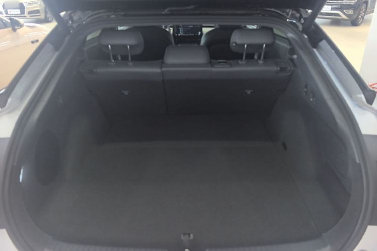 Used XPeng P7+ 2024 Long-Range Max Trunk