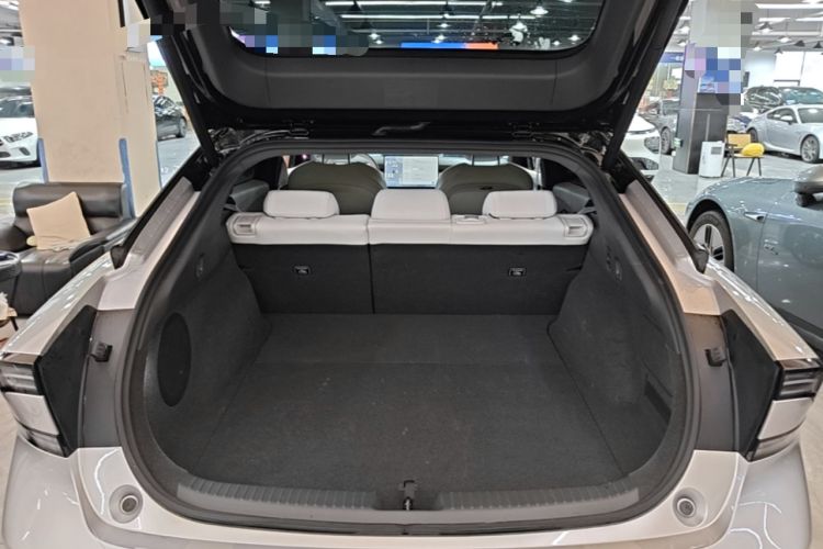 Used XPeng P7+ 2024 Long-Range Max Trunk