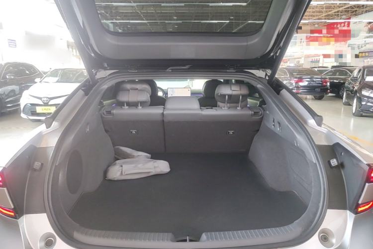 Used XPeng P7+ 2024 Long-Range Max Trunk