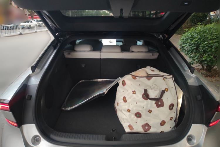 Used XPeng P7+ 2024 Long-Range Max Trunk