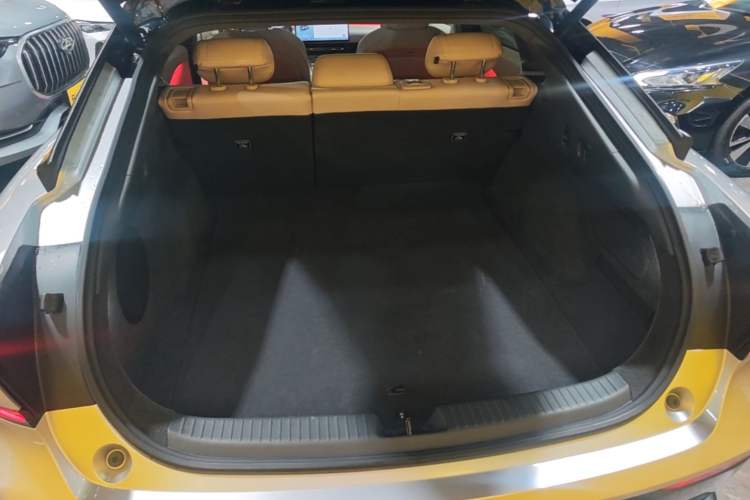 Used XPeng P7+ 2024 Long-Range Max Trunk