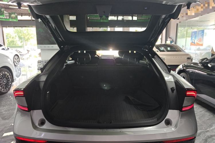 Used XPeng P7+ 2024 Long-Range Max Trunk