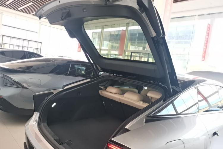 Used XPeng P7+ 2024 Long-Range Max Trunk