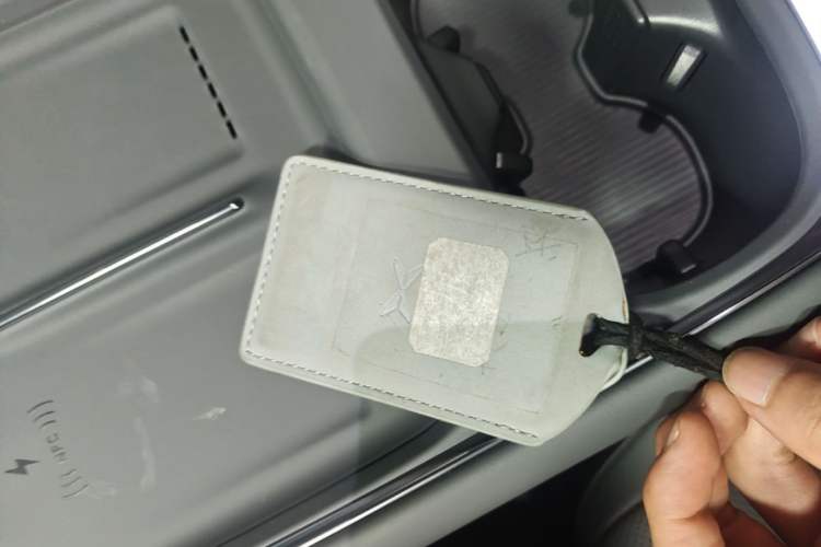 Used XPeng P7+ 2024 Ultra-Long Range Max Vehicle Key