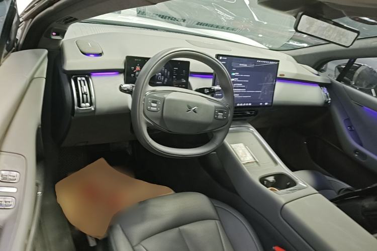 Used XPeng P7+ 2024 Ultra-Long Range Max Center Console