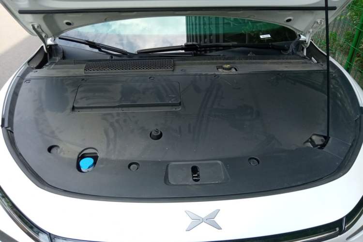 Used XPeng P7+ 2024 Long-Range Max Engine Bay