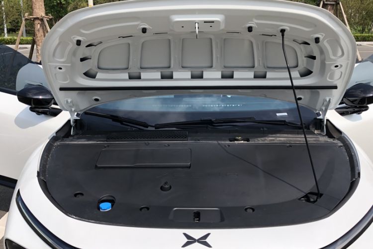 Used XPeng P7+ 2024 Long-Range Max Engine Bay