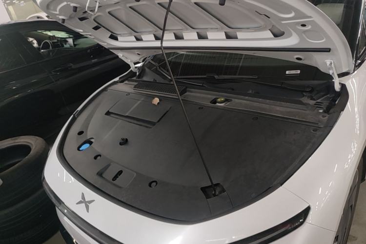 Used XPeng P7+ 2024 Long-Range Max Engine Bay