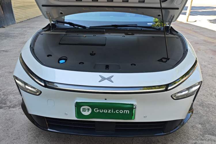 Used XPeng P7+ 2024 Long-Range Max Engine Bay