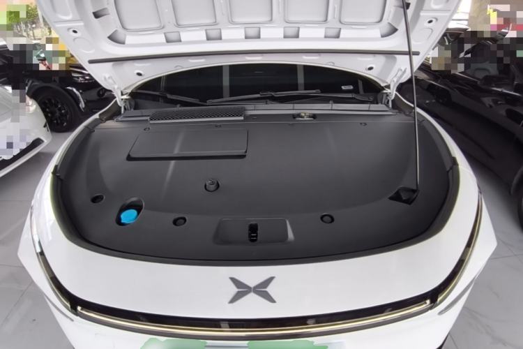 Used XPeng P7+ 2024 Long-Range Max Engine Bay