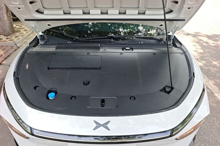 Used XPeng P7+ 2024 Long-Range Max Engine Bay