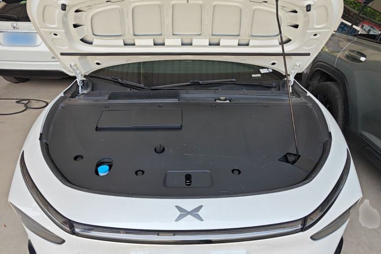 Used XPeng P7+ 2024 Long-Range Max Engine Bay