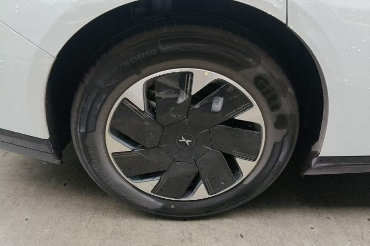 Used XPeng P7+ 2024 Long-Range Max Exterior 3