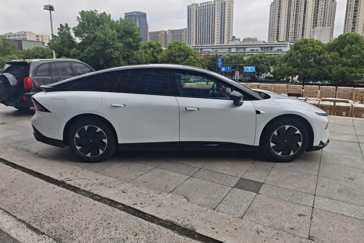 Used XPeng P7+ 2024 Long-Range Max Exterior 3