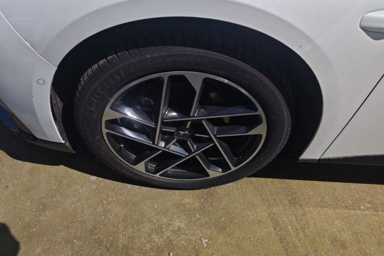 Used XPeng P7+ 2024 Long-Range Max Exterior 4