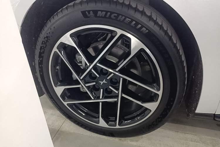 Used XPeng P7+ 2024 Ultra-Long Range Max Exterior 4