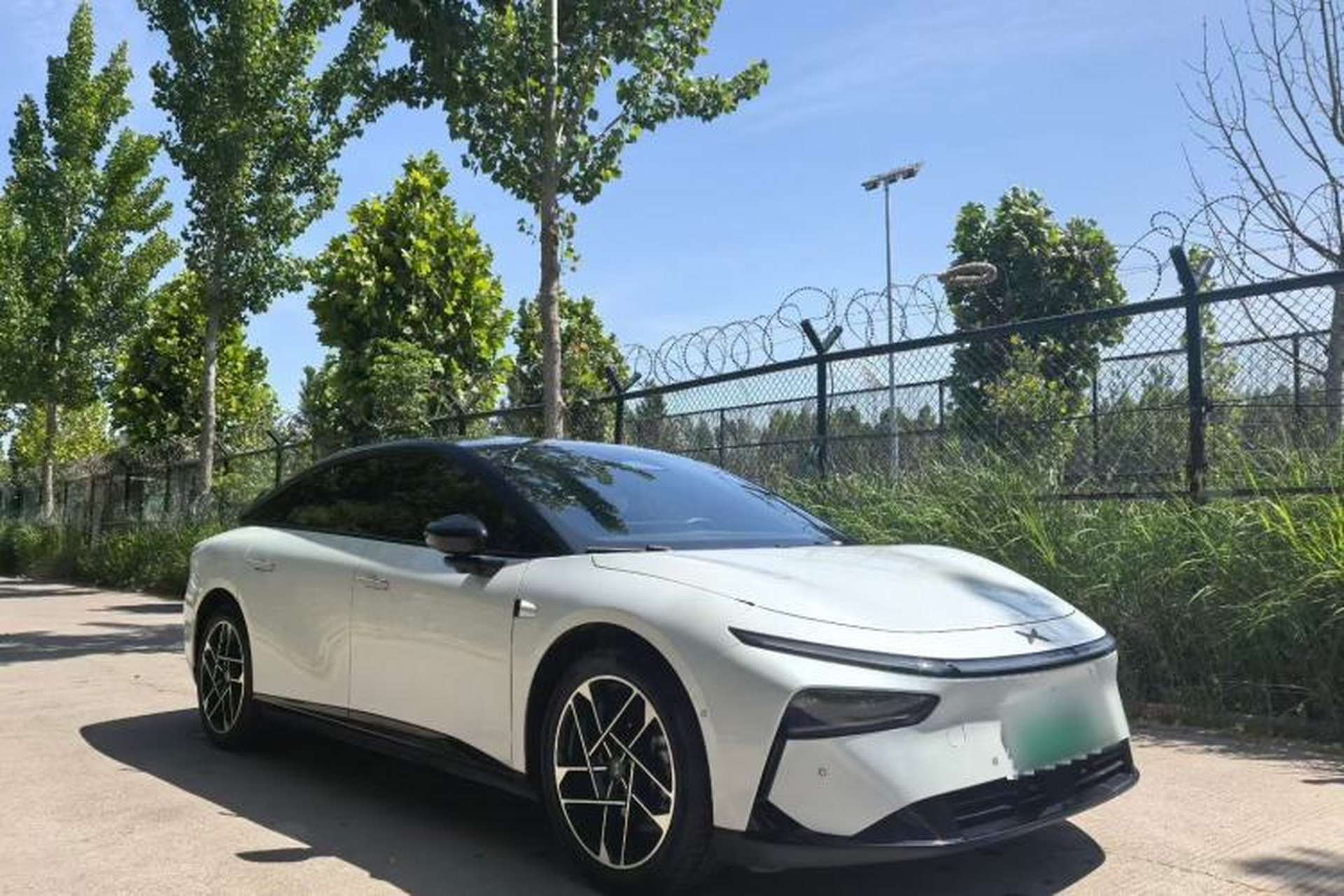 Used XPeng P7+ 2024 Long-Range Max Exterior 4