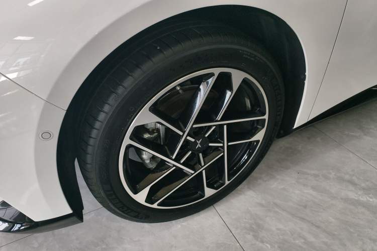 Used XPeng P7+ 2024 Long-Range Max Exterior 4