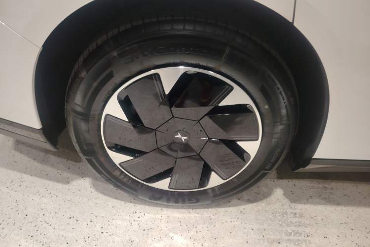 Used XPeng P7+ 2024 Long-Range Max Exterior 5
