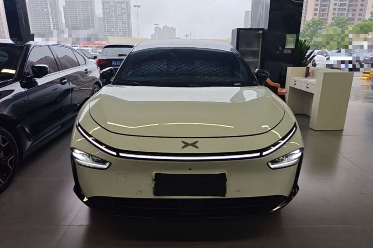 Used XPeng P7+ 2024 Long-Range Max Front