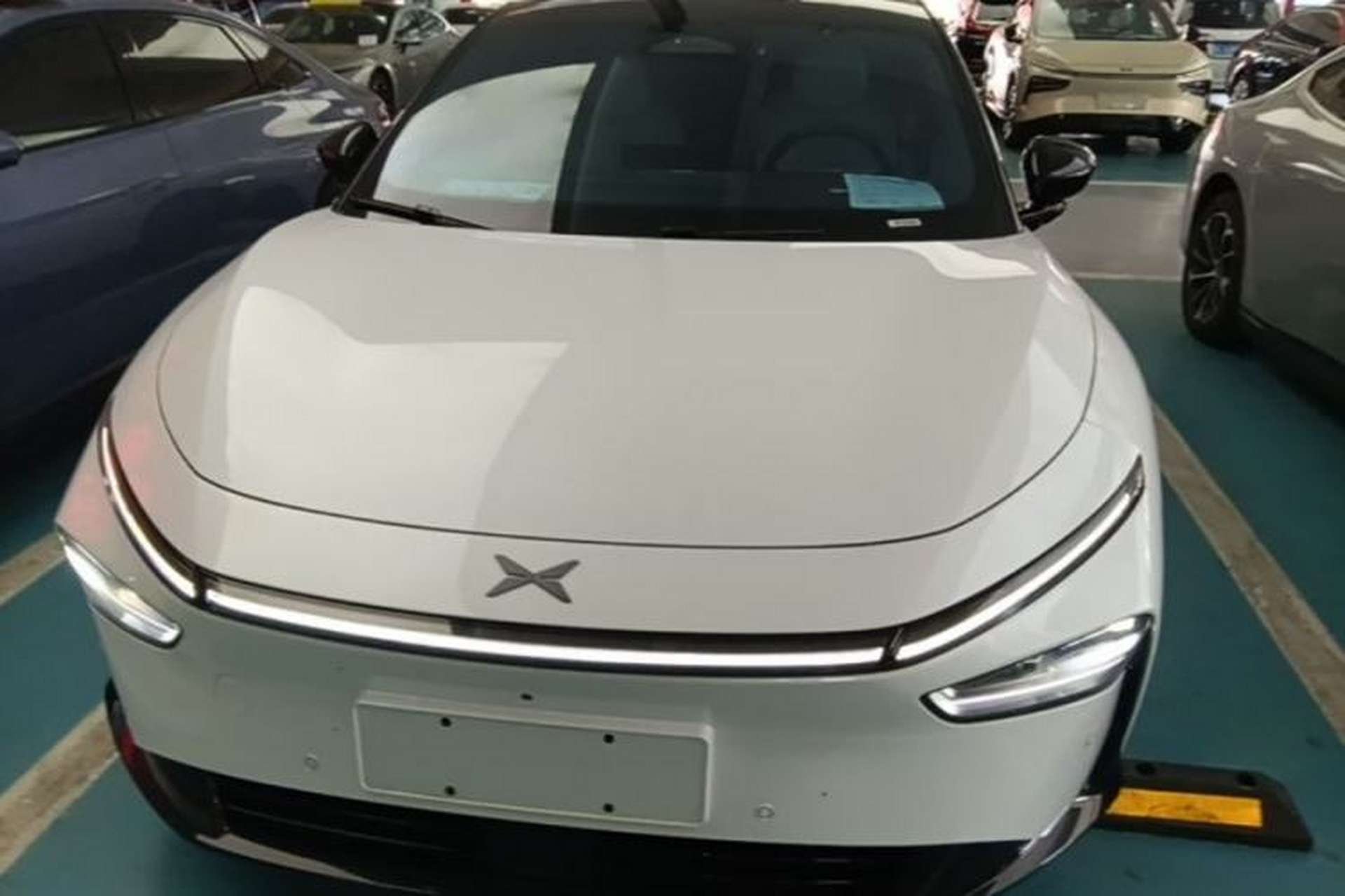 Used XPeng P7+ 2024 Long-Range Max Front