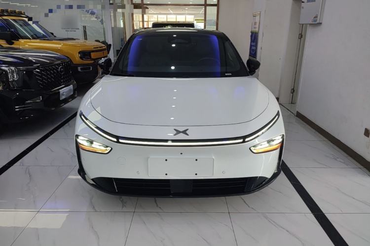 Used XPeng P7+ 2024 Long-Range Max Front